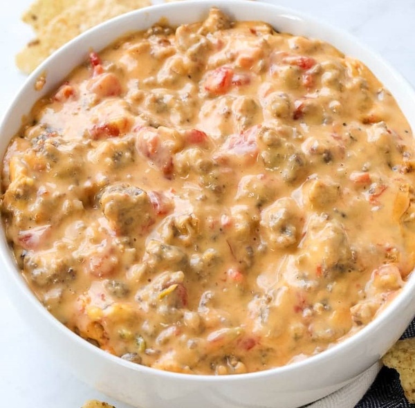 Shibby Rotel Dip with Tortilla Chips - Recipe Library - Shibboleth